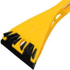 Щетка для уборки снега Denzel со скребком 590 мм (55323)