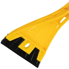 Щетка для уборки снега Denzel со скребком 590 мм (55323)