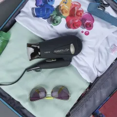 Фен SCARLETT SC-HD70IT10 черный/золотой