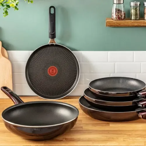 Сковорода Tefal Easy Plus, 24 см (04206124/04237124)