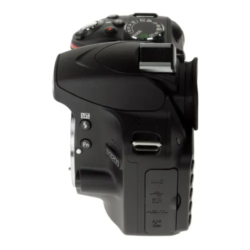 Фотокамера зеркальная Nikon D3200 Kit 18-105 VR