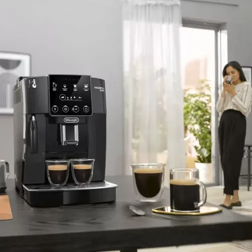 Кофемашина DeLonghi Magnifica Start ECAM 220.22.GB черная