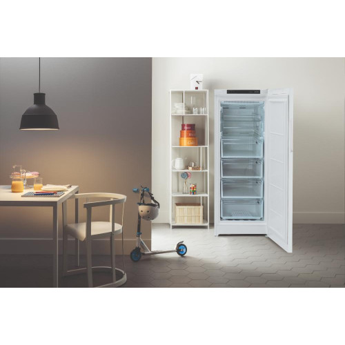 Морозильник INDESIT DFZ 4150