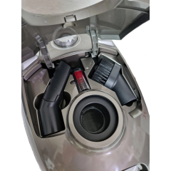 Пылесос Electrolux EEG44IGM