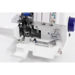 Оверлок Merrylock 010 белый