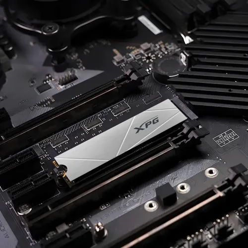SSD M.2 512GB ADATA AGAMMIXS60-512G-CS Gammix S60 XPG 2280