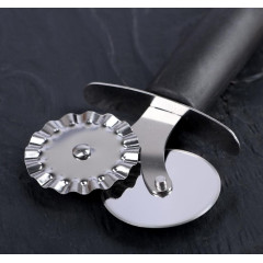 Нож для пиццы Доляна «Чили», 18,5 см, чёрный (3952045)