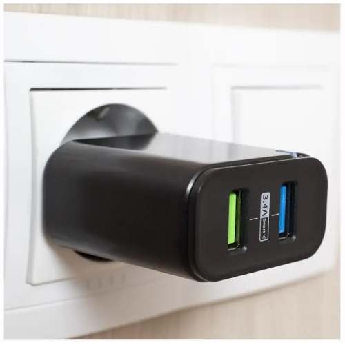 СЗУ OLMIO USB 3.4A Smart IC черное