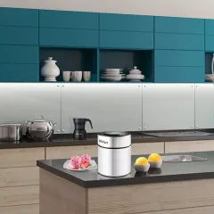 Мороженица Kitfort КТ-1804 серебристый/черный