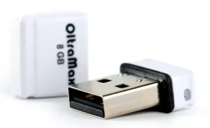 Карта USB2.0 8 GB OLTRAMAX Mini 50 белый