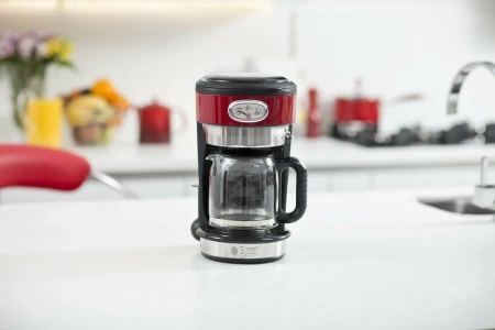 Кофеварка Russell Hobbs Retro Ribbon Red 21700-56