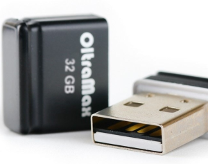 Карта USB2.0 32 GB OLTRAMAX mini 50 черный